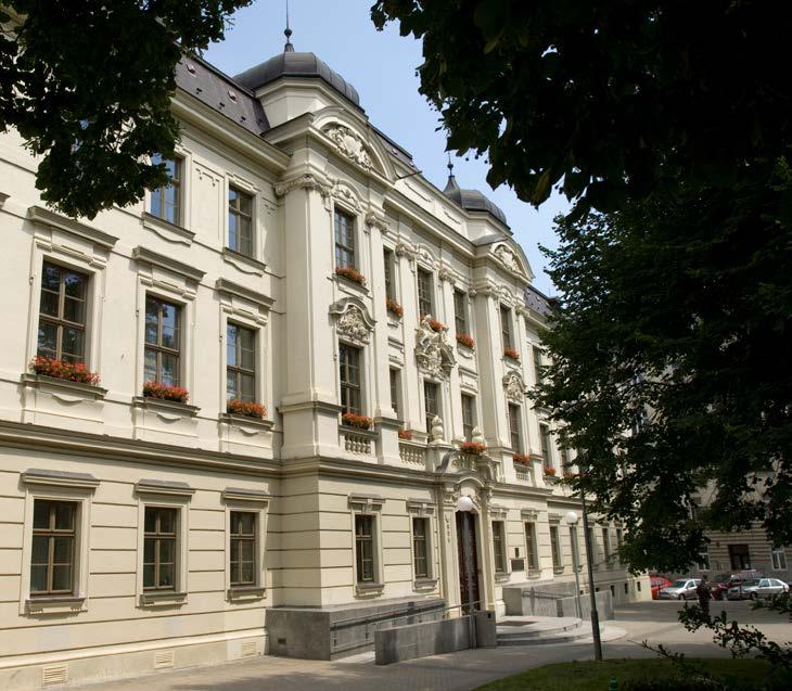 KONTAKTY NEWSLETTER Kontakty Potřebujete poradit? Jsme tu pro Tebe! Adresa pracoviště Odbor zahraničních vztahů - Rektorát Vysoké učení technické v Brně Antonínská 548/1 Brno 601 90 Web OZV www.