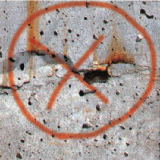 Sanační systém betonové konstrukce s narušenou ocelovou výztuží Posouzení podkladu Podklad musí být suchý, bez prachu, nezamrzlý, dostatečně hrubý a únosný a rovněž zbaven výkvětů, oddělujících