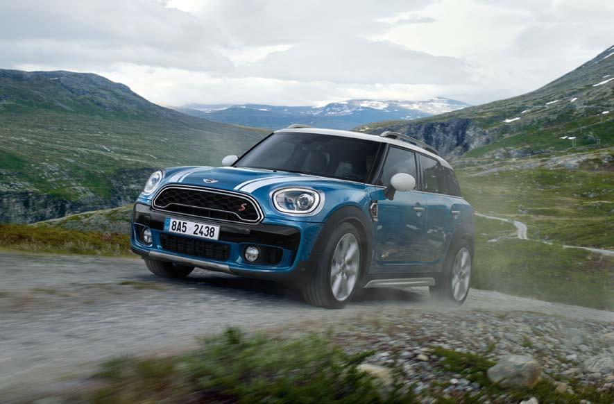 NOVÉ MINI COUNTRYMAN. www.mini.sk/countryman www.facebook.com/ MINI.slovensko www.mini.sk/ specials Skenování QR kódů vyžaduje smartphone vybavený příslušnou aplikací.