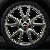 5 Palivová účinnost C, přilnavost za mokra B, vnější valivý hluk 7 db. Kola JCW Cross Spoke R v barvě Black, leštěná.