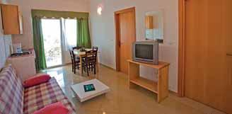 - 100 m, Punta Verudela - 1 km, Pula - 3 km vybavenost a služby: recepce / wi-fi připojení k internetu, restaurace, pizzerie, bar, snack bar, kavárna, denní a večerní animační programy, vyhrazené
