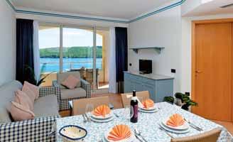15 10 m APARTHOTEL & RESIDENCE SUPERIOR DEL MAR upřesnění: luxusní apartmánový komplex skládající se z Aparthotelu Del Mar a nově otevřenou Residencí Superior Del Mar poloha / pláž: Banjole, pláž /