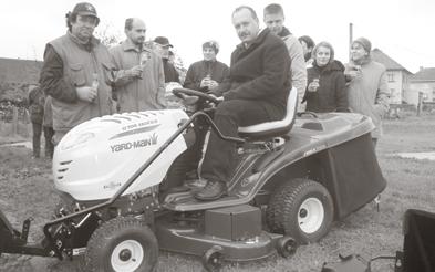 Vítězslav Opálko starosta obce Dolní Lukavice Dobrovolní hasiči ve Skočicích křtili obecní traktor V sobotu 17. 10.