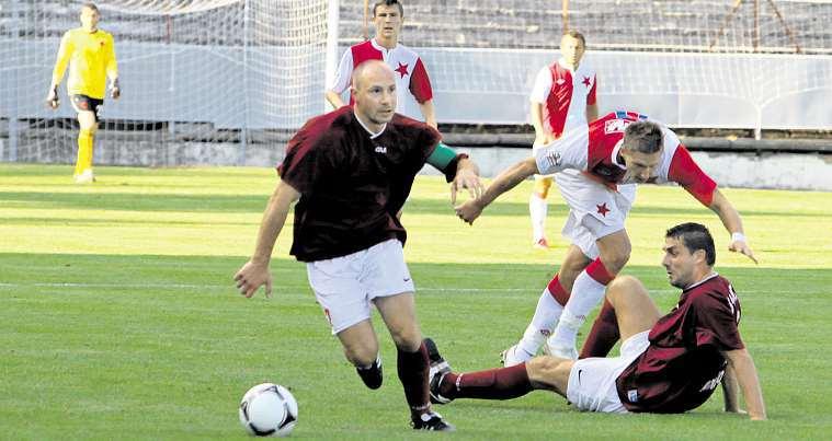 32 27. října 2016 Kolínsko a Kutnohorsko Horu trápí marodka apenalty Fotbalisté Kutné Hory vypilovali defenzivní fázi, ale střelecky se jim zatím vdivizi příliš nedaří.