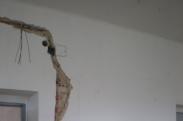 Rekonstrukce elektroinstalace v budově základní školy Díky kladnému vyřízení žádosti, za kterou stojí zejména práce pana starosty Josefa Nešněry,