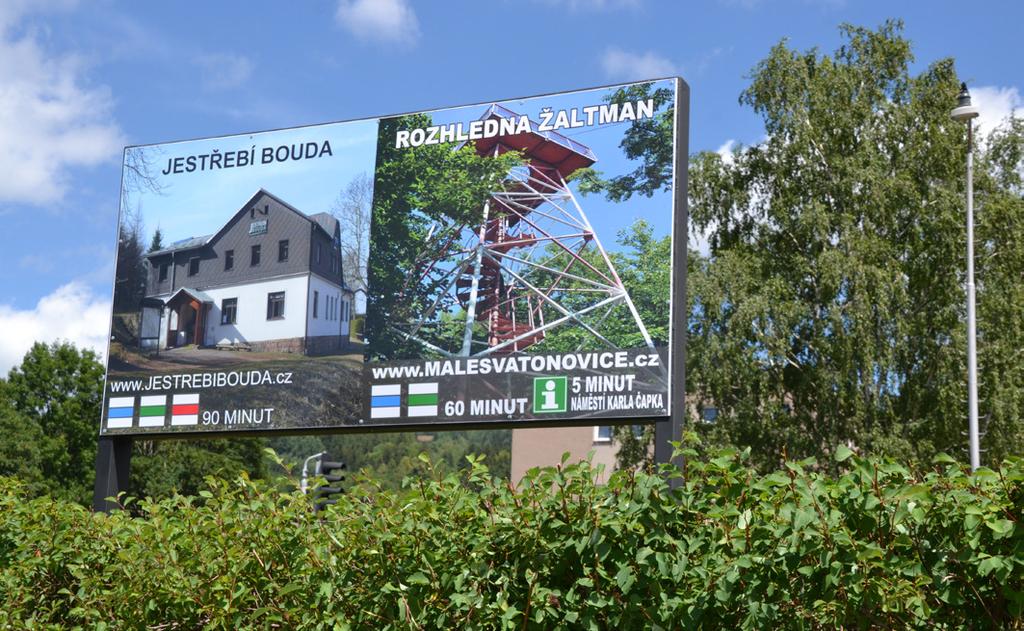 Celá akce by měla být dokončena do konce letních prázdnin (31. 8. 2017). Rekonstrukce ZŠ (autor: Ing.