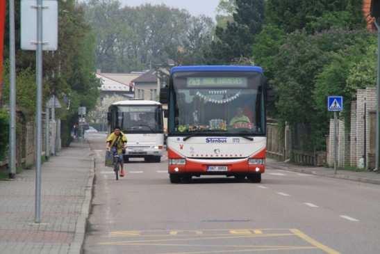 KONCEPT 02 C. METODICKÁ ČÁST OPATŘENÍ PRO CYKLISTICKOU DOPRAVU V této kapitole jsou zmíněny především dosud málo používaná opatření k přerozdělení dopravního prostoru.