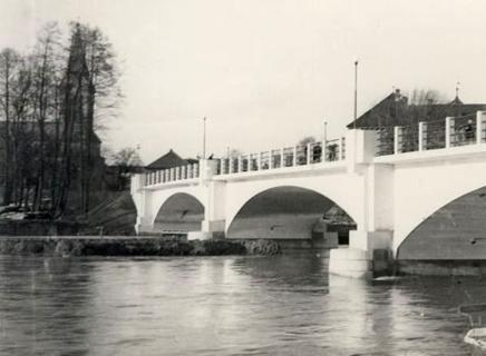 Město Libochovice se stalo zakládajícím členem Purkyňovy společnosti v Praze s příspěvkem 500 Kč.