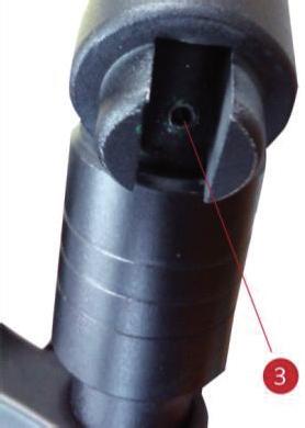 Vůli skládacího mechanismu řídítek Řídítka mohou mít ve skládacím mechanismu drobnou vůli.