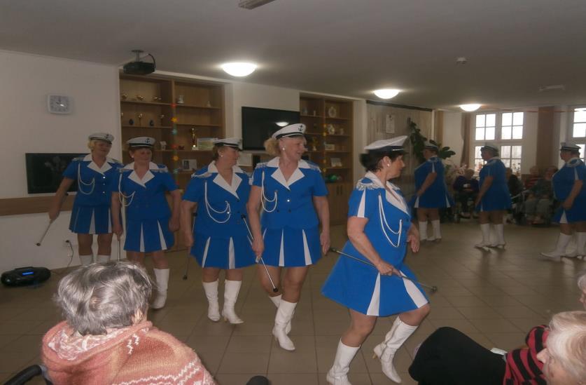 000,- Kč na realizaci projektu s názvem: Zajištění provozu Domu dobré vůle Žáry.