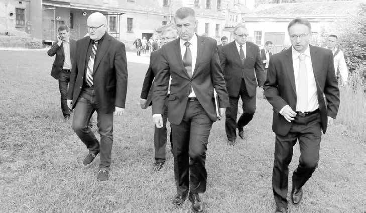 2 ZPRÁVY ZE SLOVÁCKÝCH MĚST KRAJSKÉ OKÉNKO Hejtmanství začne spolupracovat s rybářským svazem Uzavření Memoranda o spolupráci mezi Zlínským krajem a Moravským rybářským svazem schválila krajská rada.