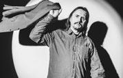 Opět jsme povolali tým skvělých českých i zahraničních stylistů, kteří se podílí na největších módních událostech, jako je týden módy v Paříži, New Yorku nebo Londýně, a spolu s nimi vytváříme nejen