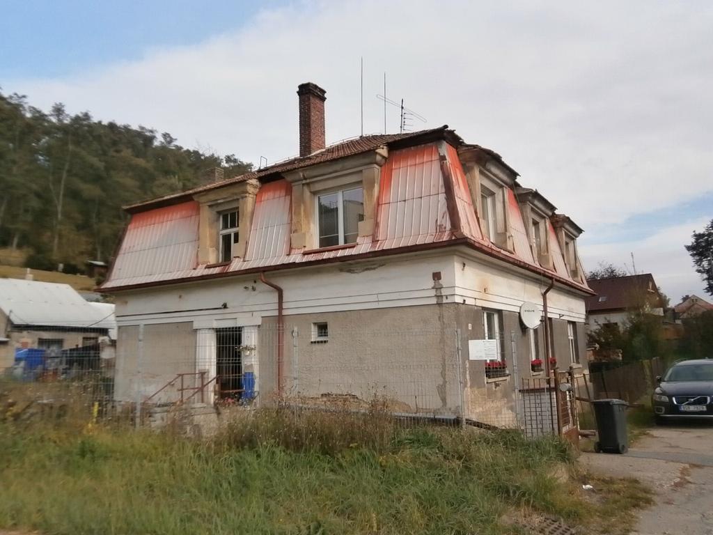 Znalecký posudek č. 1073/162/2013 O ceně bytu č. 160/2 v budově č.p. 160 na parc.č. St.221 v k.ú. a obci Otvovice, okres Kladno, včetně spoluvlastnického podílu na společných částech domu č.p. 160 na parc.č. St.221 a pozemcích parc.