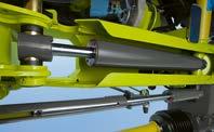 S pomocí jednočinného hydraulického rozvaděče flexibilně regulujete přítlak žacího ústrojí také během jízdy. Nastavené hodnoty můžete sledovat na manometru viditelném z kabiny.