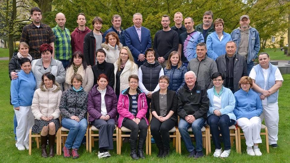 Další zaměstnanci školy Kasandová Michaela Asistentka sekretariátu Kendrová Pavlína Pracovník informačního centra Šerek Petr Vrátný (č. p.