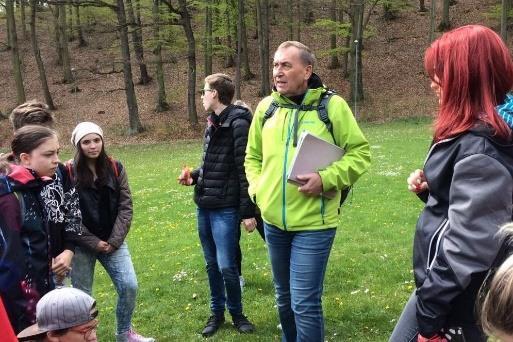 Prosinec 2016 výstava středních škol - Děčín vánoční posezení zaměstnanců - Litvínov návštěva psího útulku- Litvínov vánoční turnaj