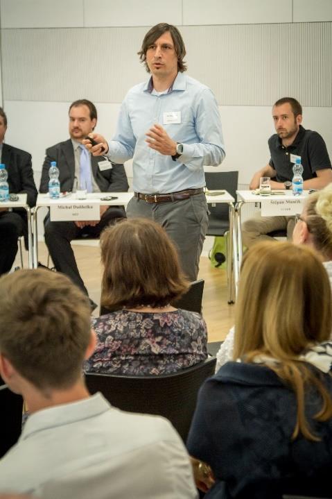 Kvitujeme zde kontinuální spolupráci s příslušnými ministerstvy.