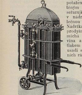 tedy i zde třeba filtr nejdříve zaraziti. Čištění asbestových filtrů jest velmi snadné, je- m likož se asbest od- loupne i s kaly jako papír velmi Obr. 82.