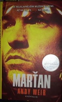 9. Film vs. kniha Pro srovnání knihy s filmem jsem si vybral dílo jménem Marťan. Hlavním důvodem bylo to, že film i kniha patří k tomu nejnovějšímu a nejlepšímu, co scifi nabízí.