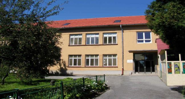 ,,Spája nás nádej a láska, neváhaj a daj sa k nám. ŠKOLSKÝ VZDELÁVACÍ PROGRAM Cirkevnej materskej školy sv. Gorazda Motto: Viera, láska, nádej.