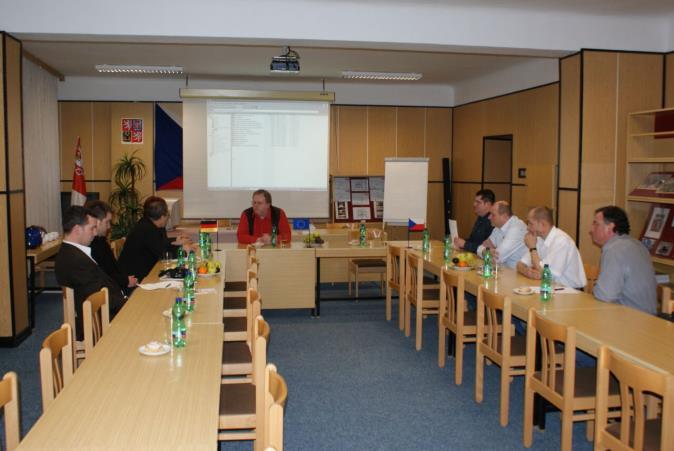 k, l,m) rozvojové a mezinárodní programy, celoživotní učení, projekty, modernizace V rámci programu Leonardo se škola podílela na realizaci projektu v aktivitě Stáže s SOU Istebné ze Slovenska.