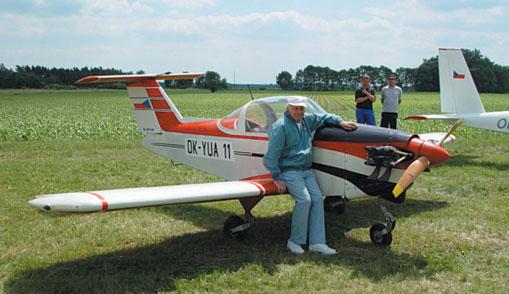 Záhy pak již létaly i originální typy konstruktéra a pilota Ing. O. Olšanského, z nichž jednomístný D-4 Straton byl oceněn v roce 1987 na setkání stavitelů amatérských letadel v Polsku, ve Vroclavi.