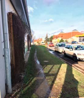 Chodník k Lidlu, ulice Budějovická V průběhu měsíce dubna bude zahájena realizace chodníku v ulici Budějovická, jehož povrch je navržen ze zámkové dlažby včetně realizace místa pro přecházení přes ul.