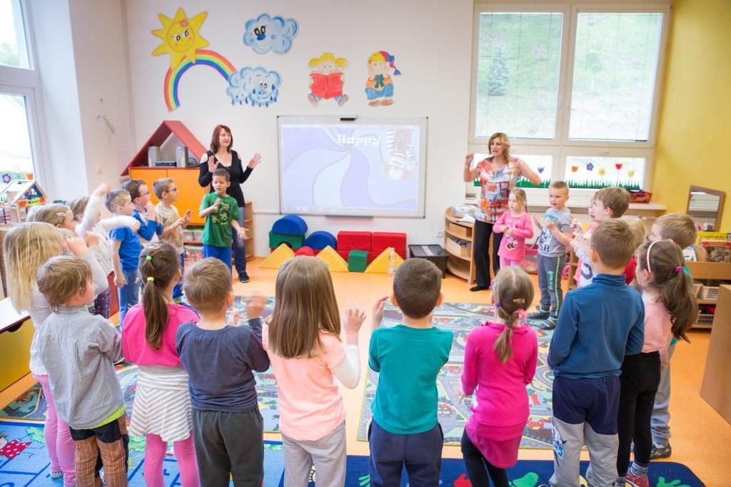 ÚKOLY PRO UČITELE 1. KROK PROZKOUMAT ZUZU STRÁNKY Doporučujeme učiteli přečíst si informace a shlédnout videa týkající se konkrétní metody, kterou se chystá učit.