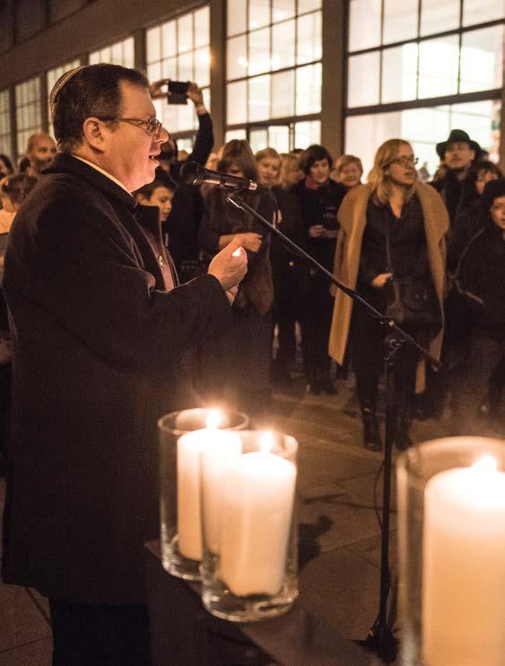 Chanuková benefice Po mnoha letech jsme změnili formát benefičního koncertu a rozhodli jsme se jej spojit s oslavou chanuky.