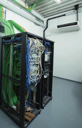 // Mr. Slim pro obchody Systémy Mr. Slim se v obchodě postarají nejen o příjemné klima, ale také o nižší náklady na údržbu a na energii.