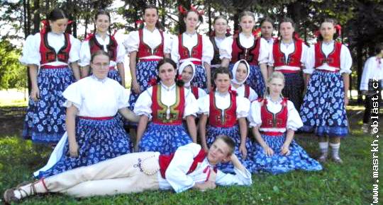 Súbory prezentovali svoju kultúru na viacerých prehliadkách, festivaloch doma a v zahraničí. Umeleckou vedúcou súboru je Jarmila Hradková a organizačnou vedúcou je Zuzana Řehánková.