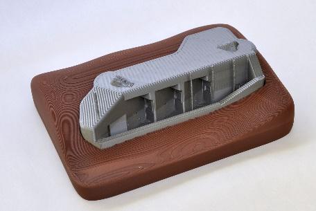 Středoškolské odborné činnosti. Navrhl a na 3D tiskárně vytiskl několik variant lapačů škůdce včelstev roztoče způsobujícího nebezpečnou varroázu. RNDr. Jan Preclík, Ing.