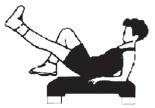 Hmitejte horní nohou nahoru a dolů. PŘEDNÍ STRANA STEHEN (jednodušší varianta) Sedněte si na Aerobic Step tak, aby tělo směřovalo do strany.