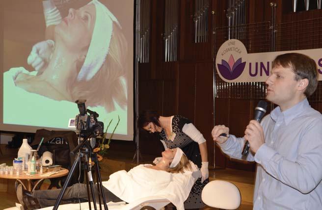 Sobotní program se ve svém úvodu zaměřil na vliv stravy na vzhled pleti. Společnost BTL zdravotnická technika představila nejnovější trendy v přístrojích pro estetickou praxi. MUDr.