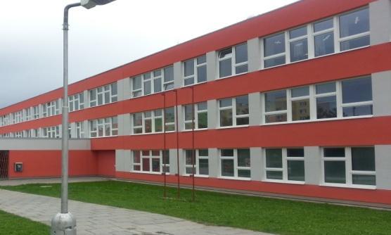 Rada město chce mít dostatečnou jistotu, a proto se rozhodla, nám v první fázi jednání nabídnout pozemek bez části pro tělocvičnu.
