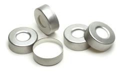 Víčka se septy (20 mm krimpovací víčka N20) 5183-4477 Stříbrná hliníková víčka, septa PTFE/silikon, 60 C až 180 C 100 5183-4478 Stříbrná hliníková víčka s bezpečnostním prvkem, septa PTFE/silikon, 60
