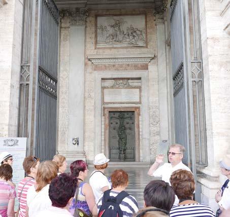 Každý, kto putuje do Ríma, by mal navštíviť všetky štyri pápežské baziliky, označované aj ako baziliky veľké (basilica maior).