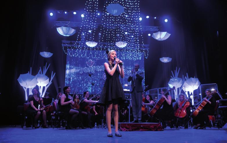 rozhodli, že obsadíme orchestr jenom ženami.