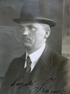 při vstupu do bytu Zelenky-Hajského. Leopold byl zatčen Oskarem Fleischerem 21. 6. Oba vězněni na Pankráci a v Malé pevnosti Terezín. Zastřeleni v Mauthausenu 24. 10. 1942, Anna v 10.