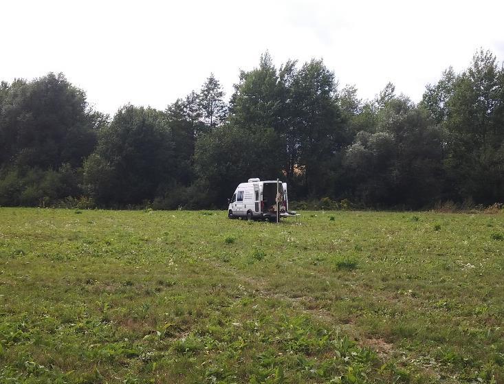 popísané hĺbky jednotlivých vrtov a hĺbkové intervaly odberu vzoriek s ich litologickým popisom. Súradnice mapovacích vrtov a ostatných prieskumných diel sú v textovej prílohe č. 3.