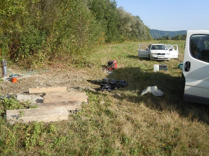 Hydrodynamické skúšky boli realizované štandardným spôsobom s cieľom spresnenia základných hydraulických parametrov nasýtenej zóny.