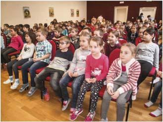 MEDOVÁ SNÍDANĚ Začátkem dubna proběhla ve škole přednáška s názvem Medová snídaně.