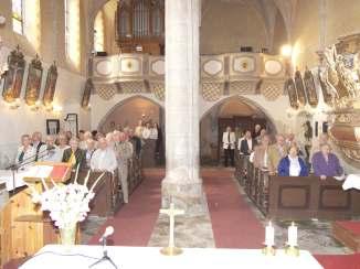 vánoční koncert Pěveckého sboru Kaplice - uskutečnit několik večerů duchovní poezie a hudby, včetně živé hudby v podání rodiny Talířovy - uskutečnit setkání dětí u jesliček, na němž děti pod vedením
