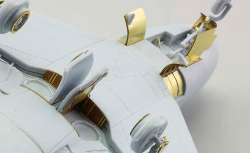 A. 1/32 Trumpeter 36194 ASU-85 SPG (1956) 1/35 Trumpeter 48713 Seafire F.