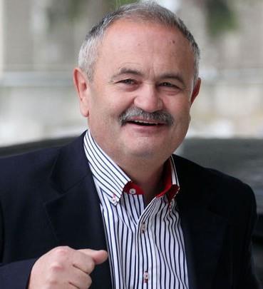 František Hrdlička (1956-2014) Ve vzpomínce na dlouholetého ředitele Fotbalového klubu Teplice, pana Františka Hrdličku, jsme se rozhodli pravidelně organizovat mezinárodní turnaj k poctě tohoto