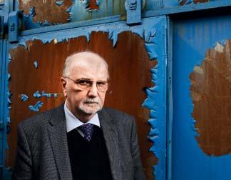 Prezident Svazu průmyslu a dopravy Jaroslav Hanák hovoří o úrovni státní správy i o tom, proč politici před každými volbami slibují její zeštíhlení, ale po nich se jim do žádné reformy nechce 40