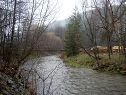 33 Lávka v areálu pily, PF42_L km 14.703 mostovka - 454.97 m.n.m. Q 1-453.