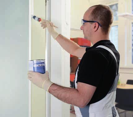 Nátěr Nátěr Interiér Přehled výrobků ve vztahu k objektu Barevný lak Bezbarvé laky Čištění a ošetřování Variocryl Color VCC pro normální (1K) a nadměrné (2K) požadavky vynikající plnící a krycí