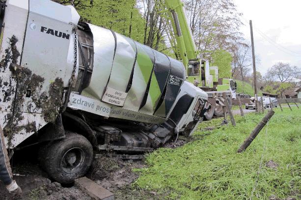 evidence vozidel a autodílna Oddělení