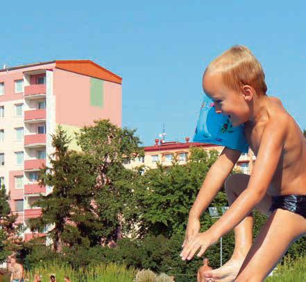 Jednoduše z doslechu, nikdo s námi nejednal, diví se Stanislav Blaha, starosta Uherského Hradiště, které do lesoparku, asi 80 hektarů lesa ohraničených sídlištěm Štěpnice, řekou Moravou a obchvatem,